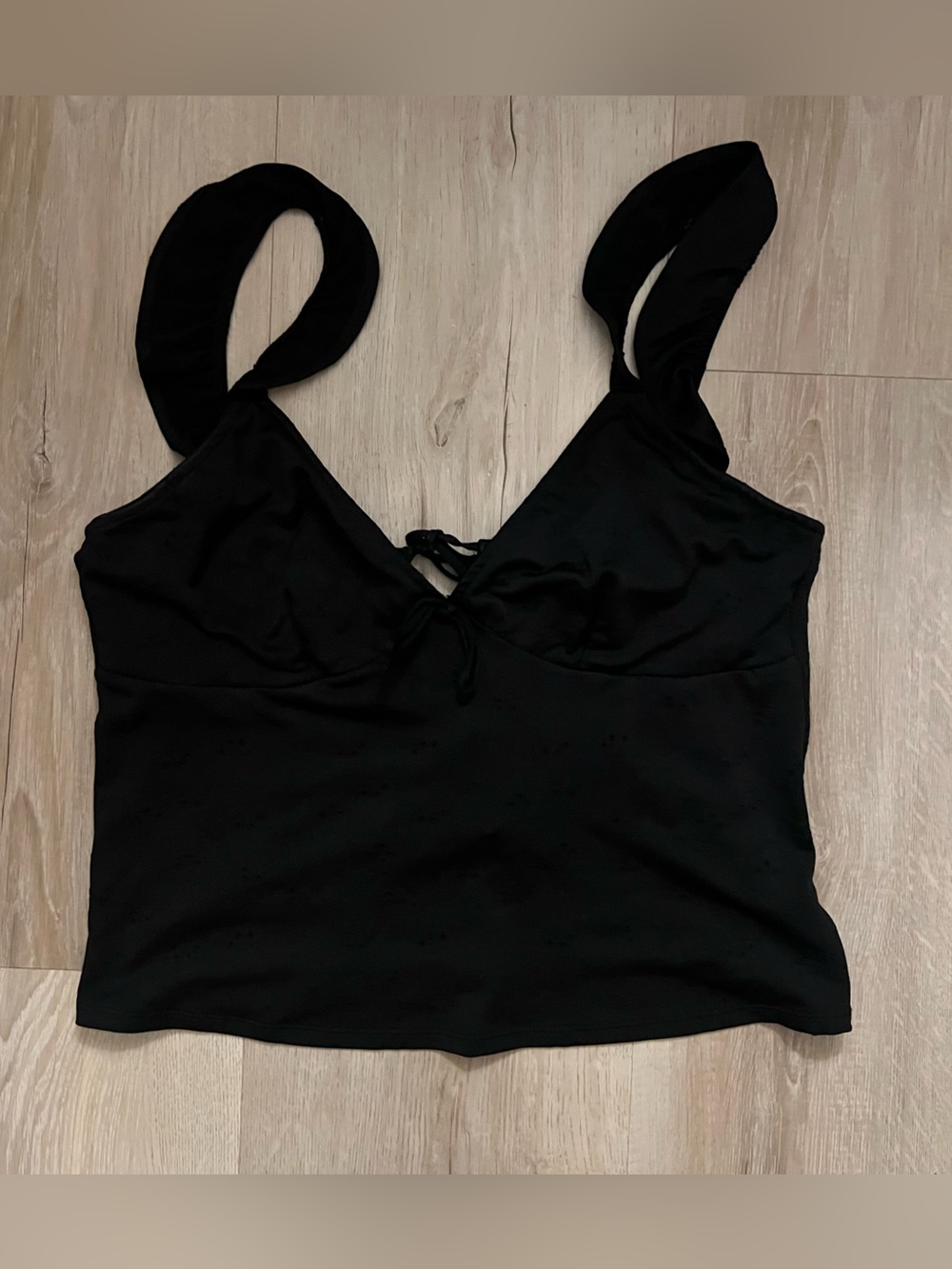 H&M Black Sleeveless Cropped Tank Top